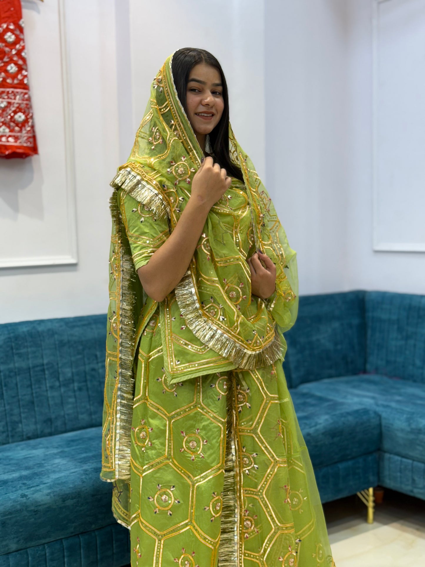 Sikhiya poshak