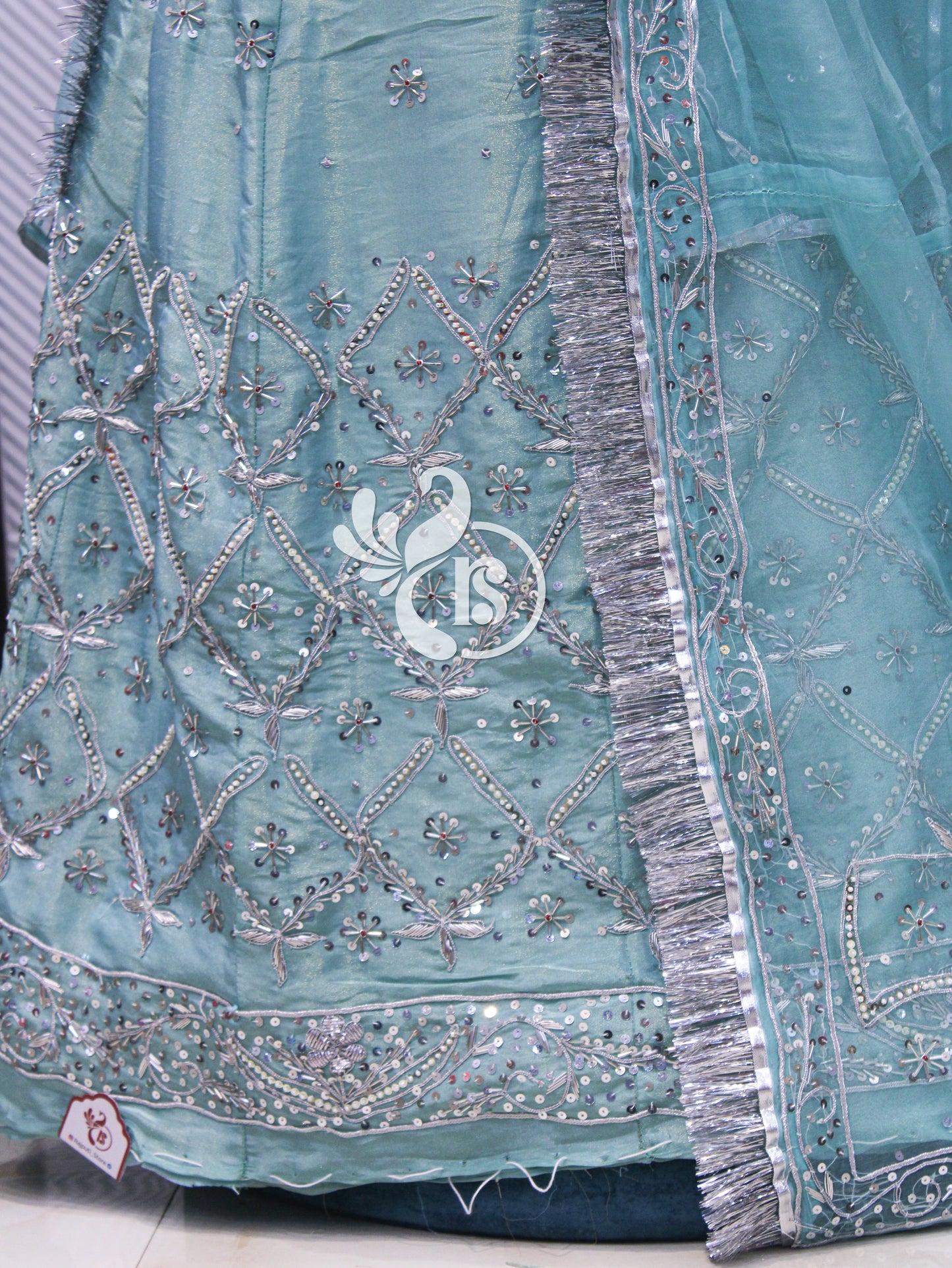 Tissue poshak