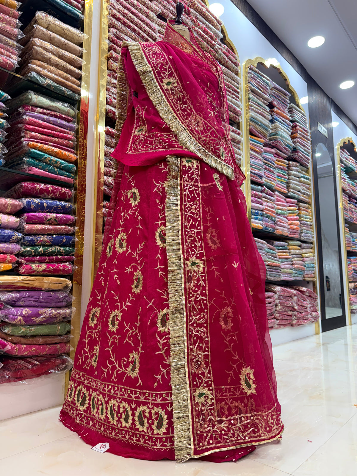 Rani poshak